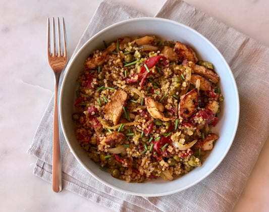 bowl quinoa pollo receta baja en FODMAP para SIBO